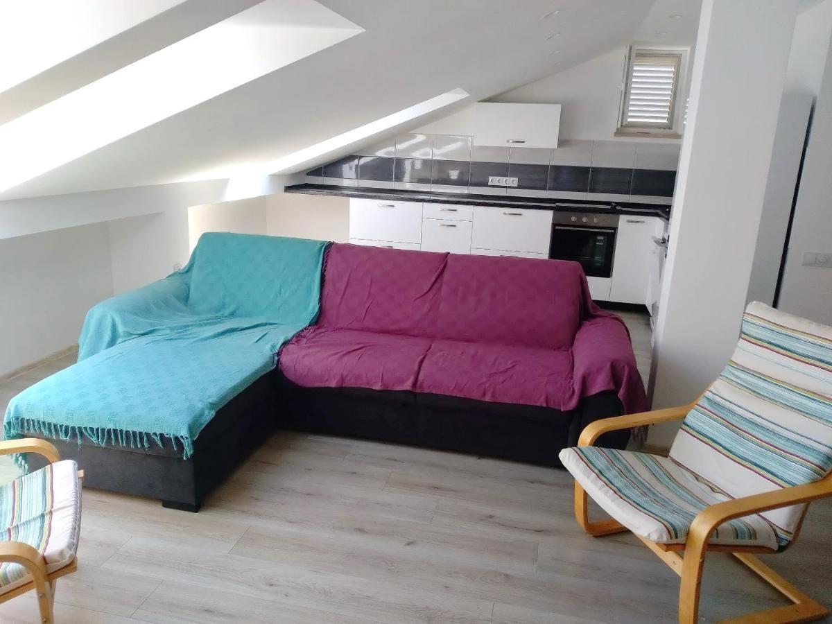 Apartments Bezek ترستينيك المظهر الخارجي الصورة