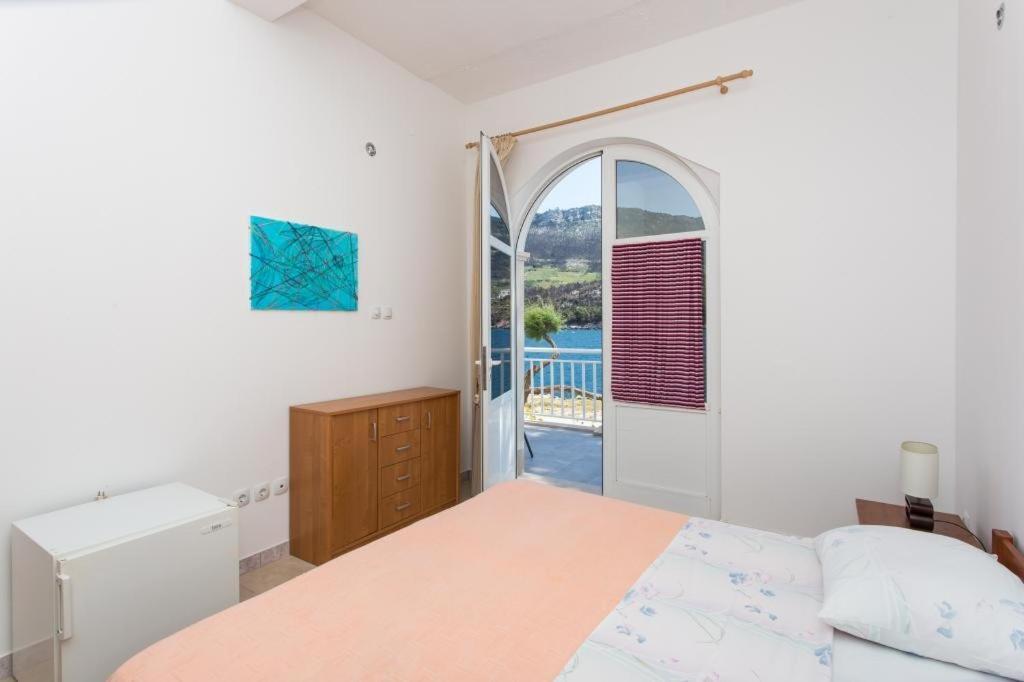 Apartments Bezek ترستينيك المظهر الخارجي الصورة