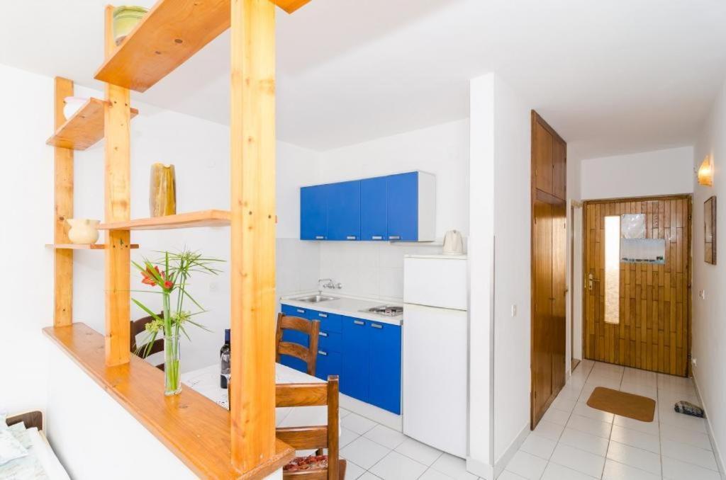 Apartments Bezek ترستينيك الغرفة الصورة