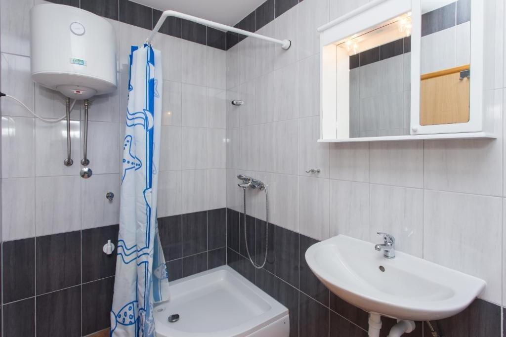 Apartments Bezek ترستينيك الغرفة الصورة