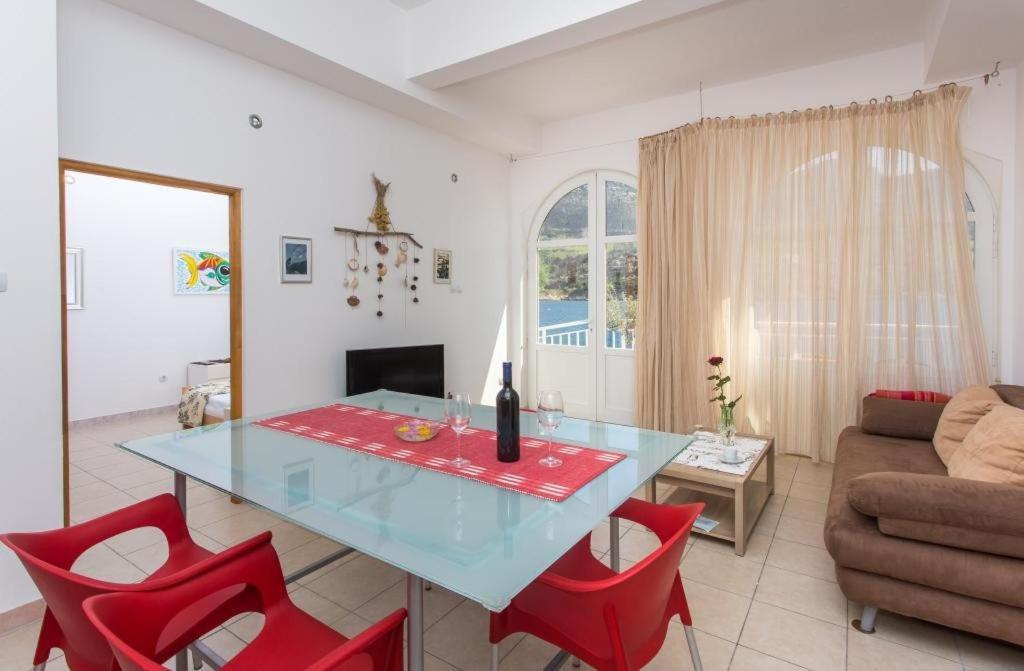 Apartments Bezek ترستينيك الغرفة الصورة